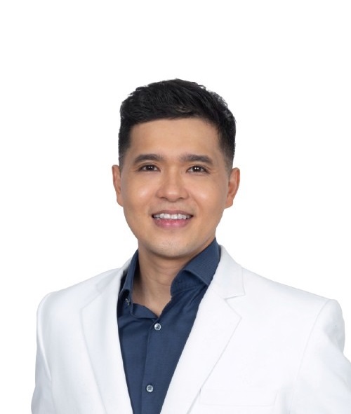 Vito A Damay, MD